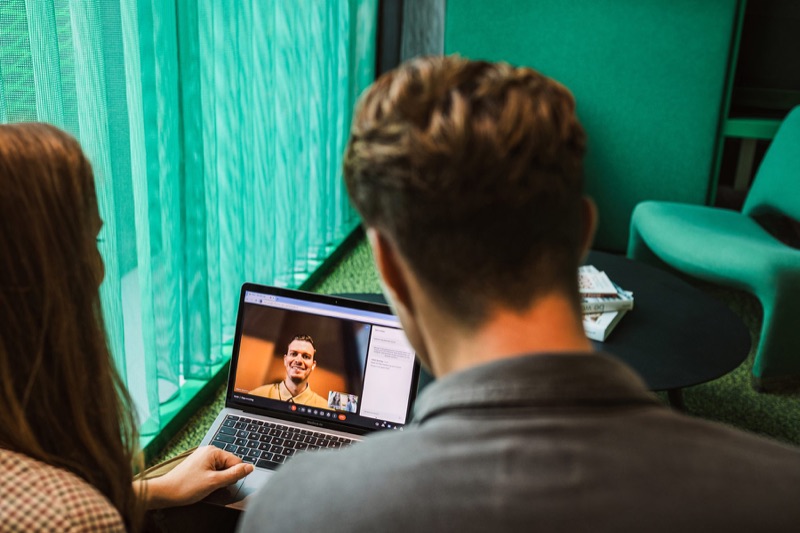 Een kennismaking via video